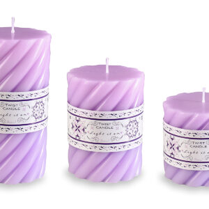 Cod. M14.15.15 Spedizione immediata Set 3 candele cilindriche "Torchon" di colore viola Grande: Ø 7 cm x 13,5 H Media: Ø 7 x 9,5 H - Piccola: Ø 7 x 7 H - Durata: 85 / 61 / 58 h